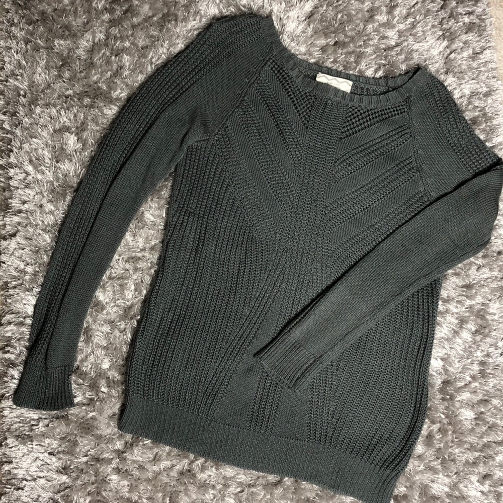Pink Rose • grey knit sweater